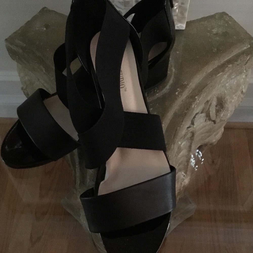 Salon Studio Heels